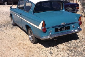 FORD ANGLIA 1200 SUPER